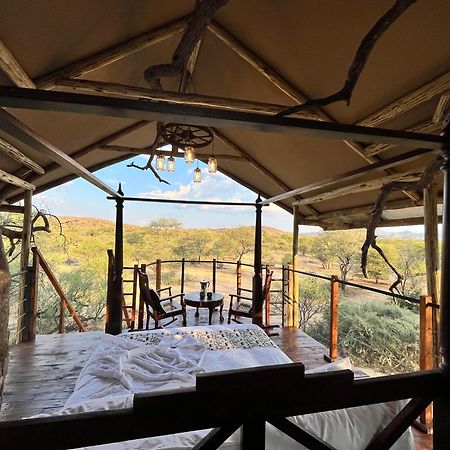 Ondudu Safari Lodge Omaruru Exterior photo